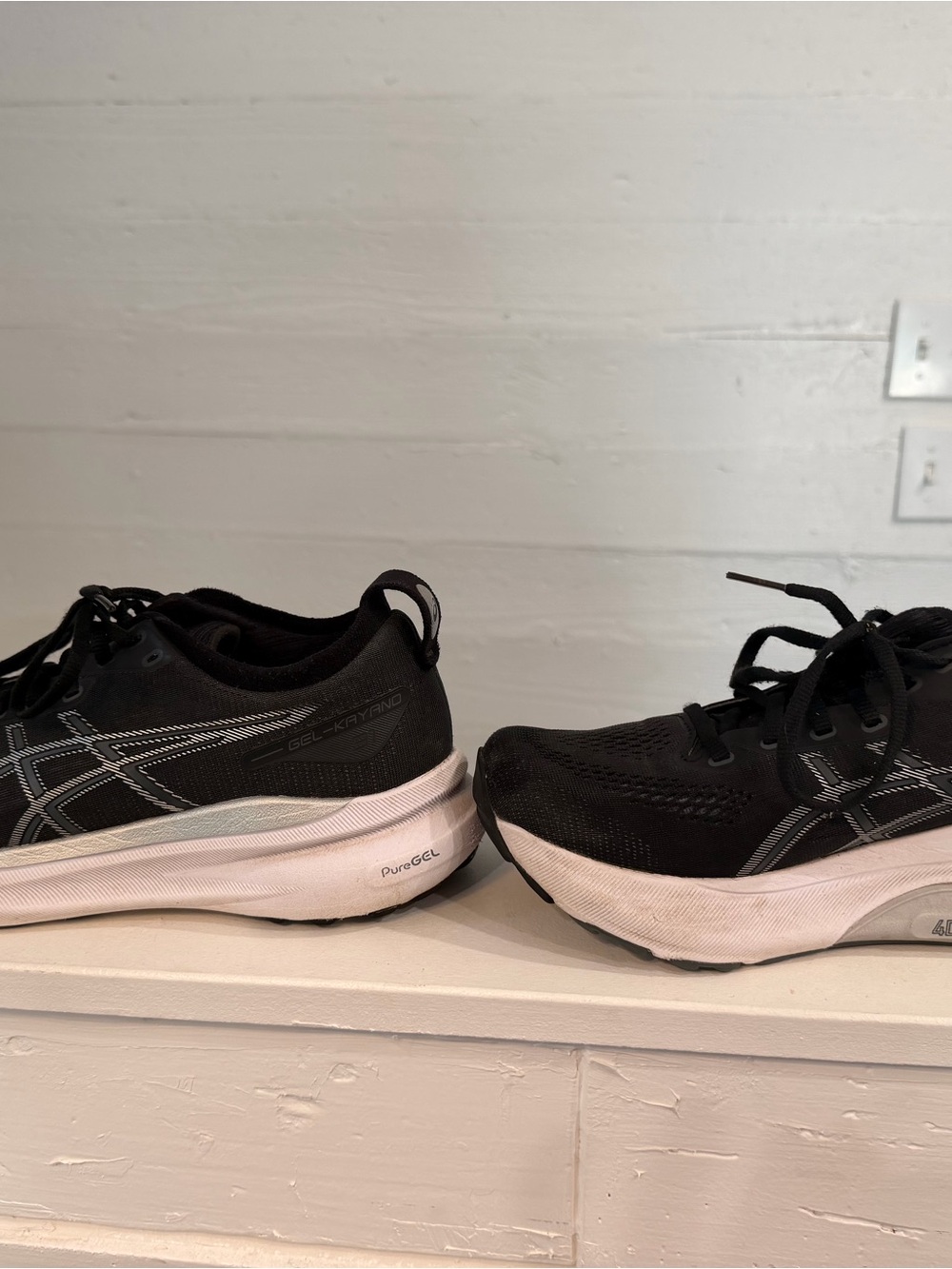 Women’s Asics Black and White GEL-Kayano 21 Running Shoes - Picture 4 of 6